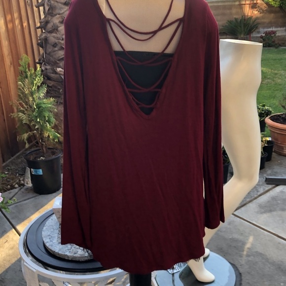 Top - Picture 4 of 7